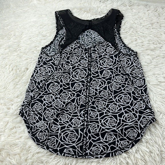 🔥$SALE$🔥 Lululemon Sculpt Tank Posey Black White / Black - Picture 4 of 5